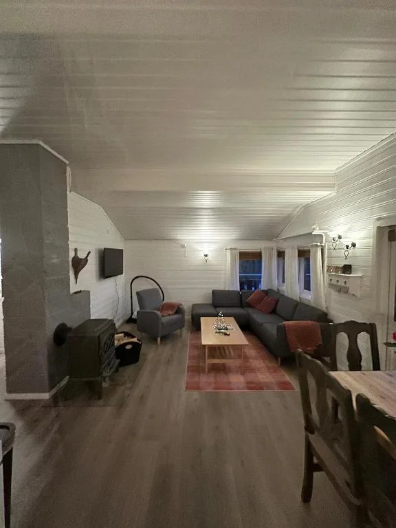 Maxi's Cabin