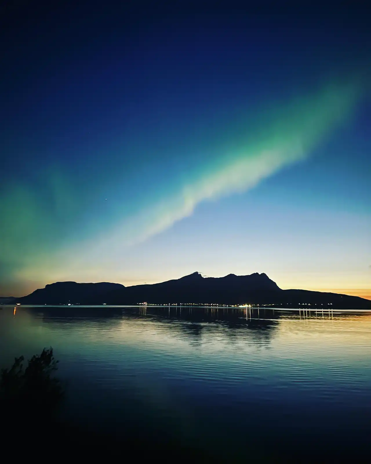 The Midnight Sun Cabin Grov