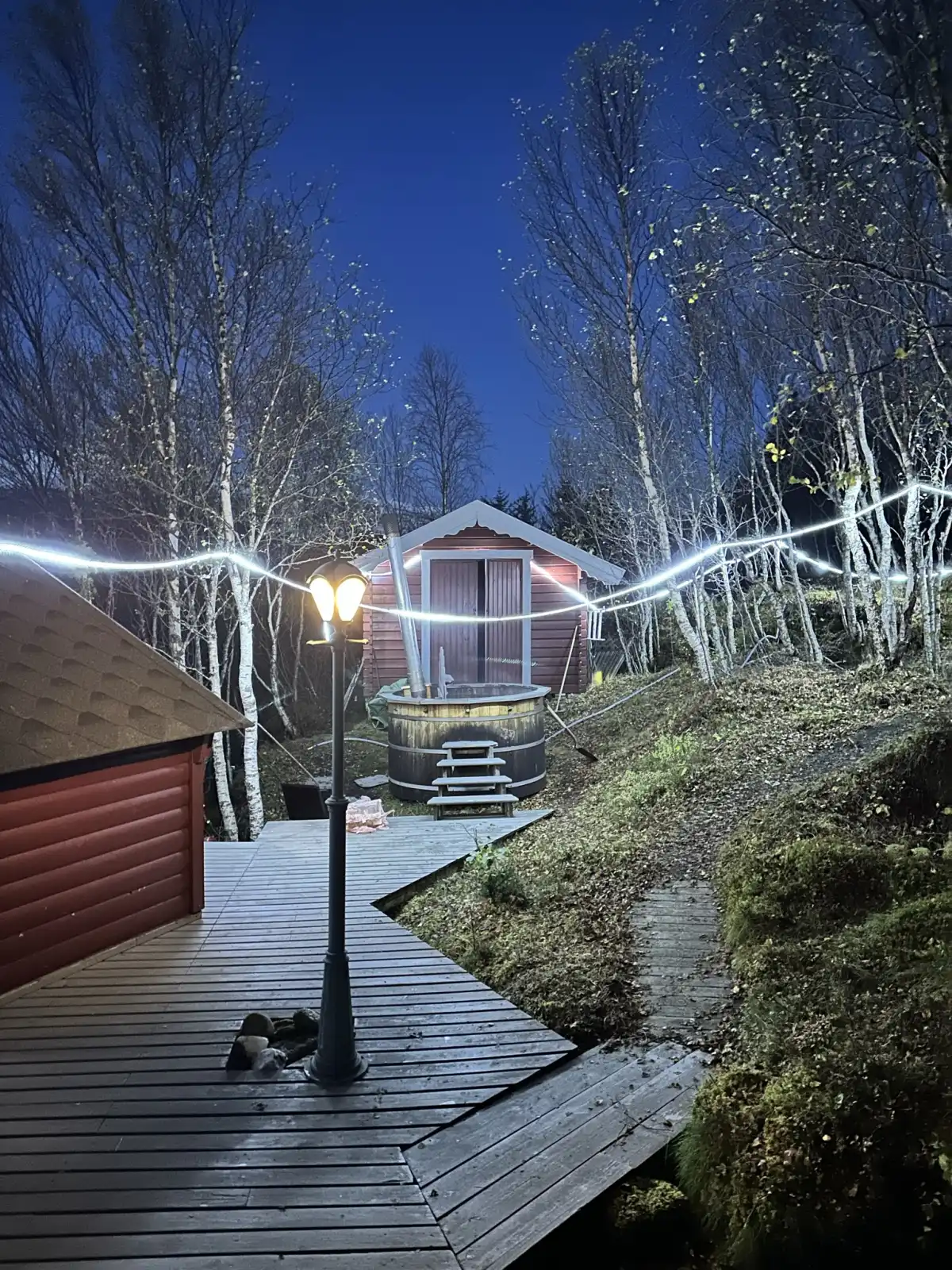 The Midnight Sun Cabin Grov