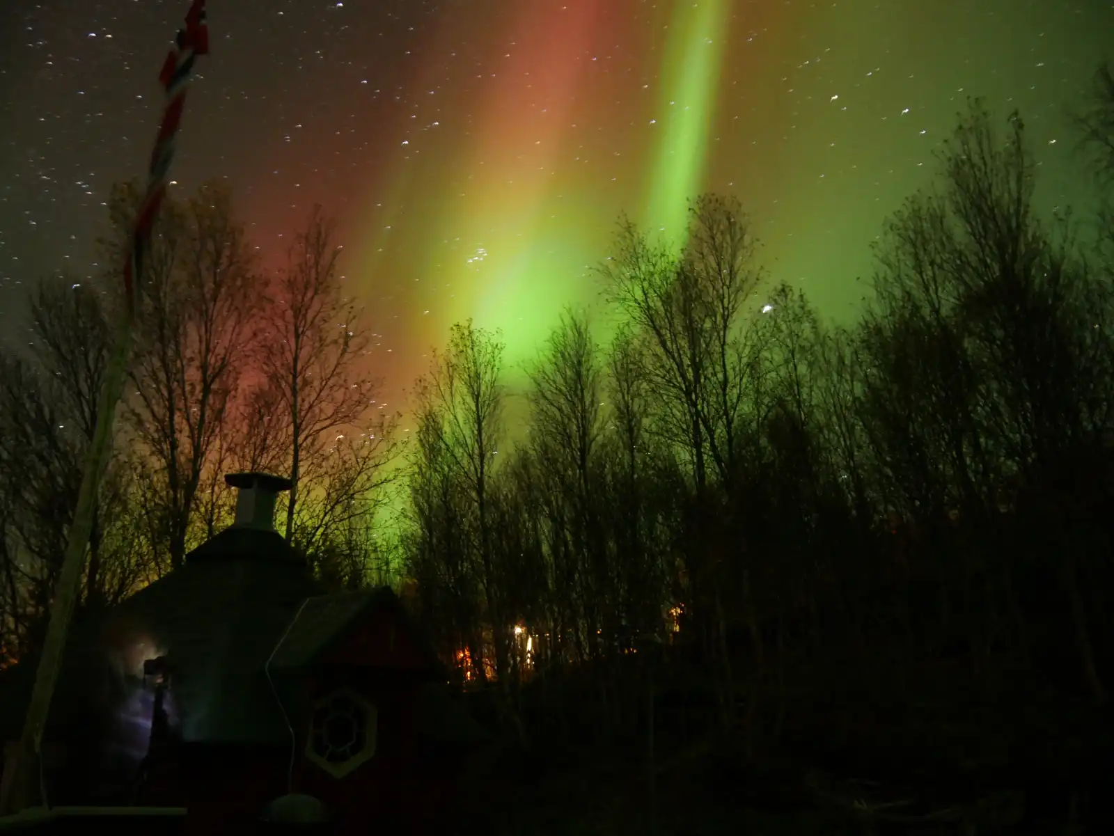 The Midnight Sun Cabin Grov