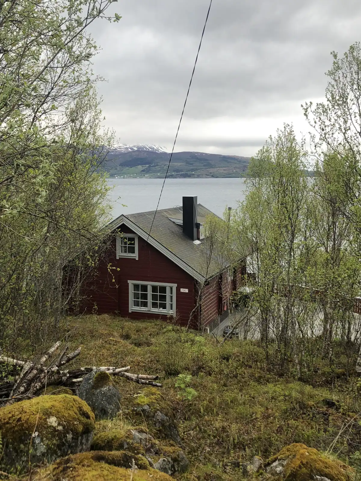 The Midnight Sun Cabin Grov